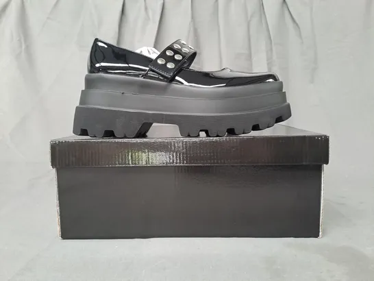 BOXED PAIR OF KOI CHUNKY PLATFORM SHOES IN GLOSSY BLACK SIZE 6