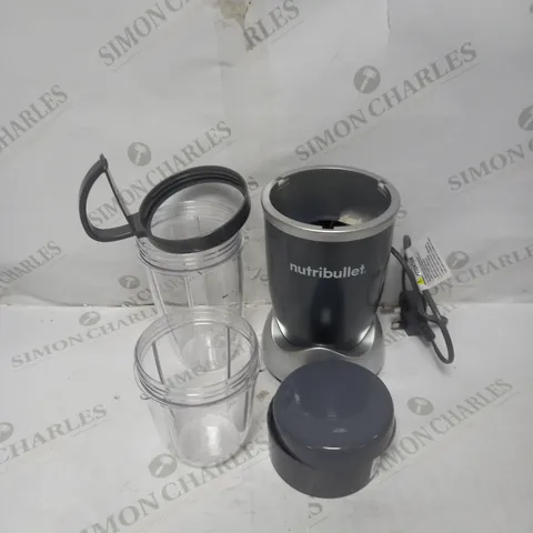 NUTRIBULLET BLENDER