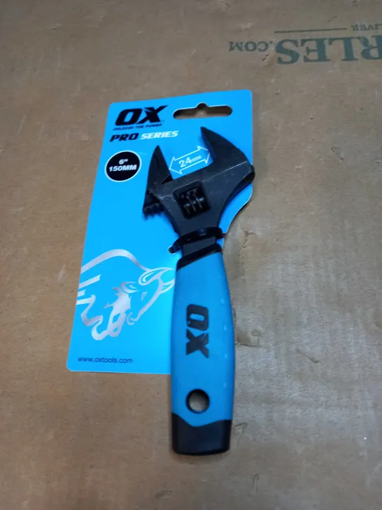 OX PRO SERIES ADJUSTABLE SPANNER 24MM