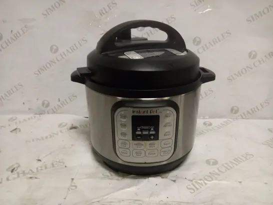 INSTANT POT DUO MINI PRESSURE COOKER