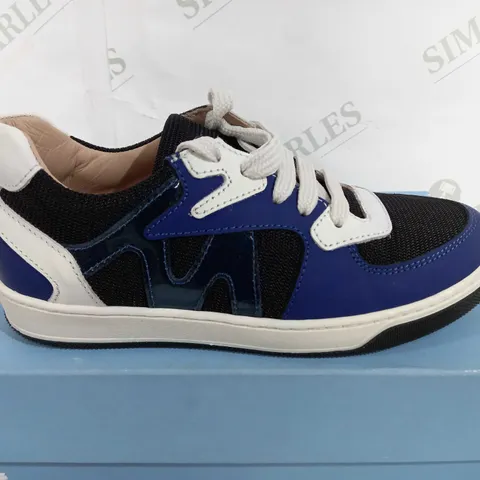 BOXED PAIR OF Lanvin Junior Boys Squiggle Trainers - BLUE/BLACK/WHITE - EU 33