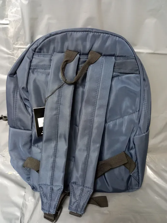 HYPE NAVY WITH CAMO GRADIENTS BACKPACK