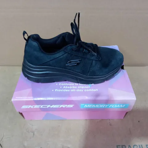 BOXED PAIR OF SKECHERS - SIZE 5.5