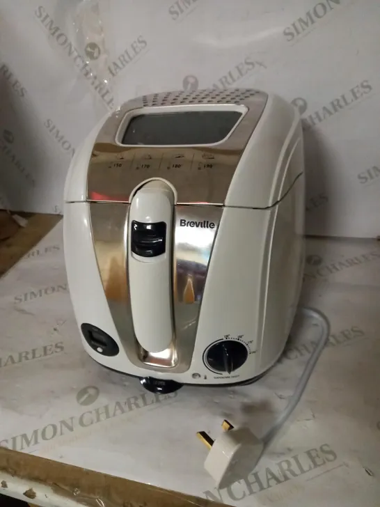 BREVILLE EASY CLEAN DIGITAL FRYER 