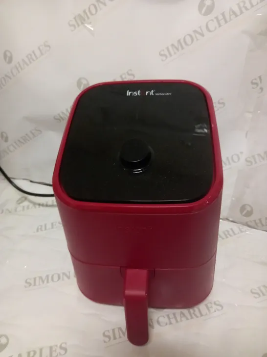 INSTANT MINI 4-IN-1 AIR FRYER