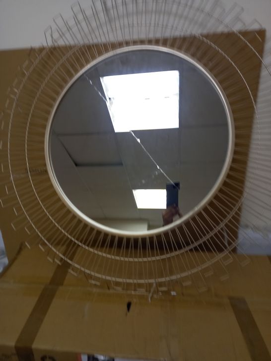 BOXED WIRE FRAMED CIRCULAR WALL MIRROR