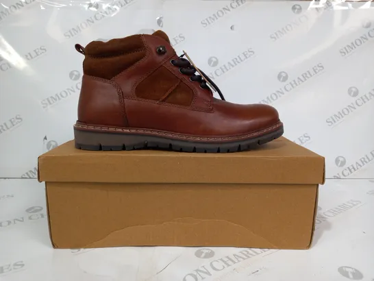 BOXED PAIR OF CRICK HUXLEY BOOTS IN TAN UK SIZE 8