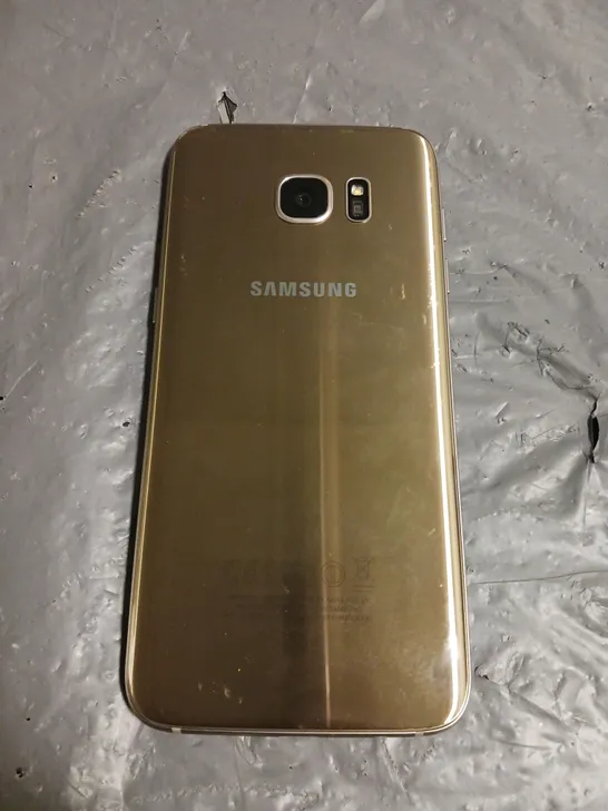 SAMSUNG GALAXY S7 EDGE SMARTPHONE 