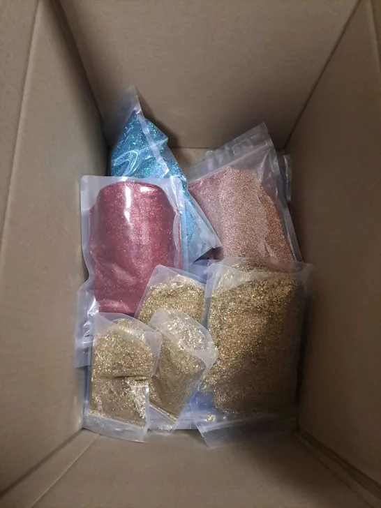 BOX OF APPROXIMATELY 15 SEALED ASSORTED GLITTER POUCHES TO INCLUDE - BLUE - PURPLE - GOLD - ETC - COLLECTION ONLY