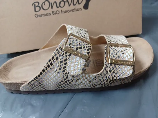 BOXED PAIR OF BONOVA SANDALS SNAKE SKIN PRINT DESIGN SIZE 6 UK