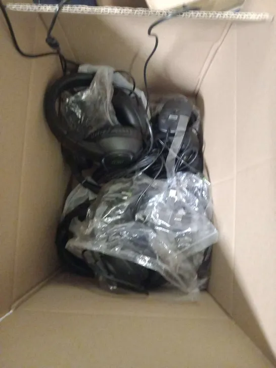 APPROXIMATELY 11 PAIRS OF ASSORTED GEO HEADSETS