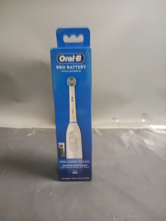 ORAL B PRECISION CLEAN PRO BATTERY POWERED TOOTHBRUSH