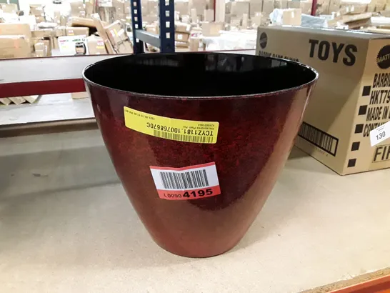 30CM ALEXAUNDREA FUSION PLANTER IN CHERRY RED