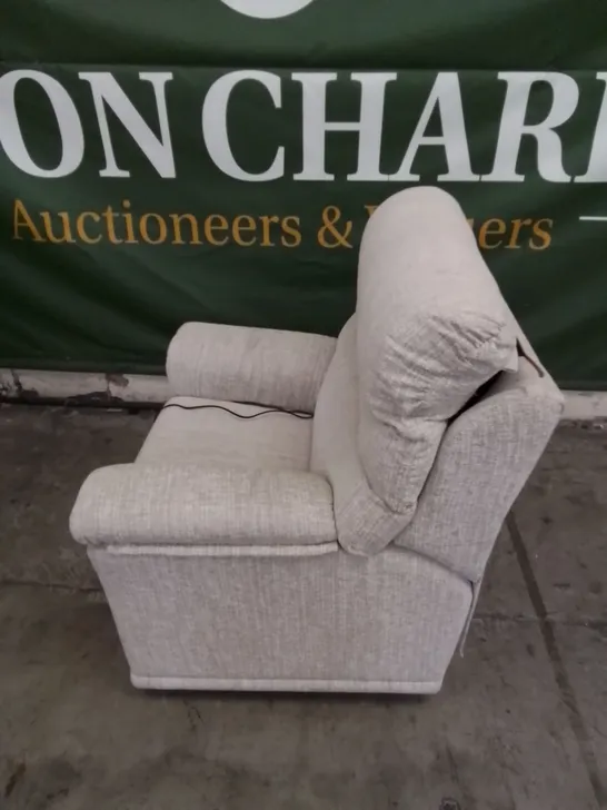 DESIGNER G PLAN MADE MALVERN COPPICE DOOR FABRIC WHEELABLE ELECTRIC DUAL ELEVATE ARMCHAIR