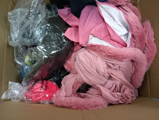 BOX OF APPROXIMATELY 25 ASSORTED CLOTHING ITEMS TO INCUDE - BRAS,  JUMPERS , T-SHIRTS , TROUSERS,ECT 