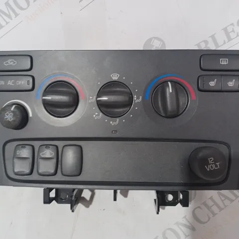 VOLVO 7923 CLIMATE CONTROLE MODULE