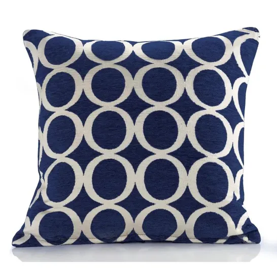 BETTINE FEATHERS GEOMETRIC CUSHION WITH FILLING 