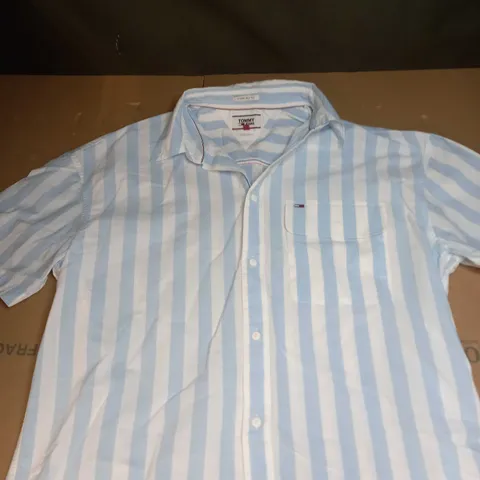 TOMMY HILIGER BUTTONED SHIRT SIZE L