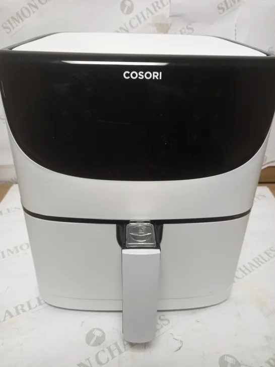 COSORI AIR FRYER 1700W MAX XXL 5.5L DIGITAL TOUCHSCREEN - WHITE