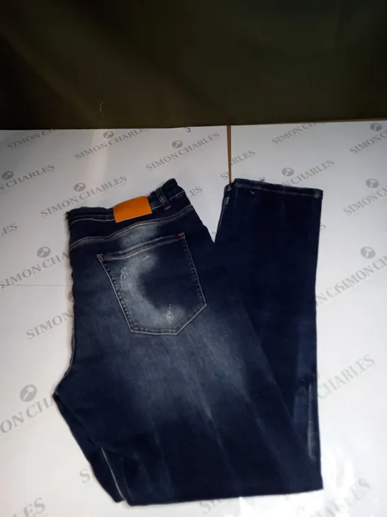 MENS DSQUARED2 DENIM WASHED JEANS SIZE 52