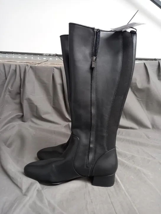 BOXED BDL KNEE HIGH BOOTS BLACK SIZE 6