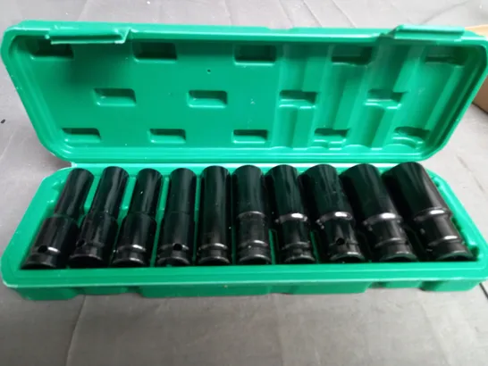 10 PC SOCKET SET 