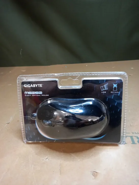 GIGABYTE CURVY OPTICAL MOUSE