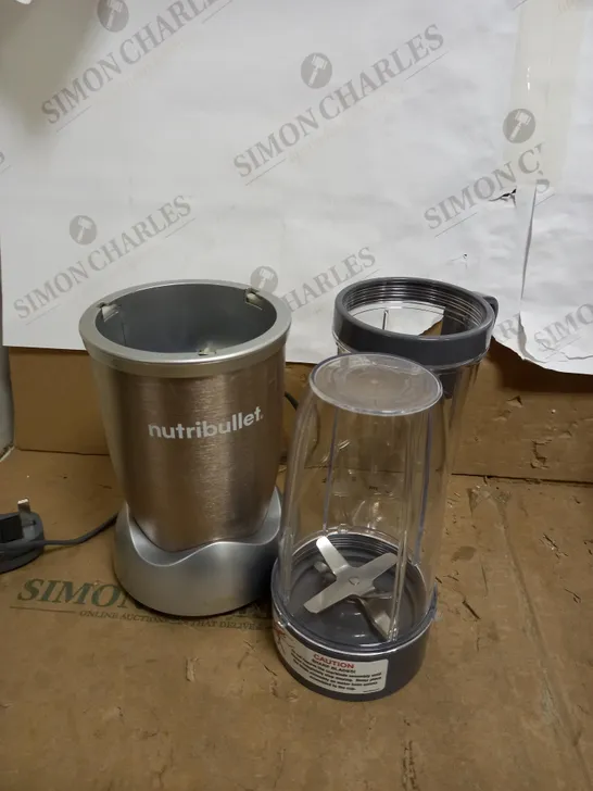 NUTRIBULLET 900W BLENDER CHAMPAGNE MULTI-FUNCTION SMOOTHIE MAKER