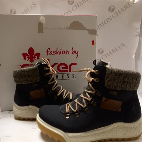 RIEKER LACE BOOT NAVY - SIZE 4