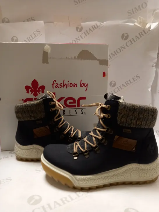RIEKER LACE BOOT NAVY - SIZE 4
