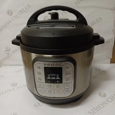 INSTANT POT DUO MINI PRESSURE COOKER