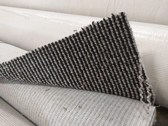 ROLL OF QUALITY LAKELAND BASKETWEAVE CARPET // SIZE APPROX: 4 X 1.1m