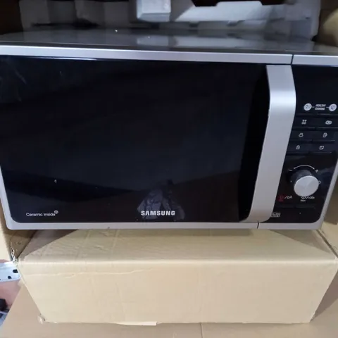 SAMSUNG SOLO MICROWAVE MS23F301TAS