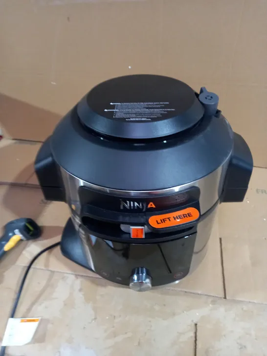 NINJA FOODI SMARTLID MULTI COOKER