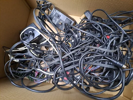 LARGE QUANTITY OF ASSORTED ELECTRICALS TO INCLUDE ATARI POWER SUPPLY, NINTENDO N64 CONTROLLER, SONY AC-ADAPTER  