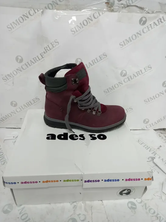 BOXED PAIR OF ADESSO WATERPROOF HIKING BOOTS DRY ROSE SIZE 6 