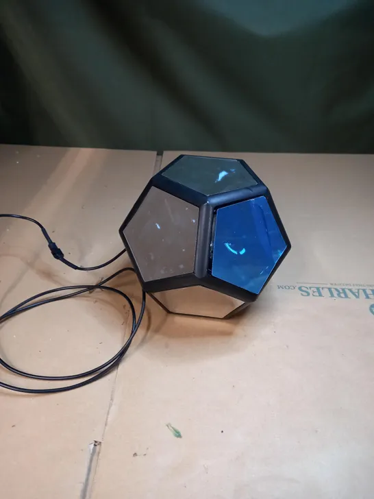 INFINITY DODECAHEDRON MIRROR 