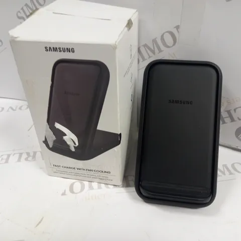 BOXED SAMSUNG N5200 WIRELESS CHARGE STAND