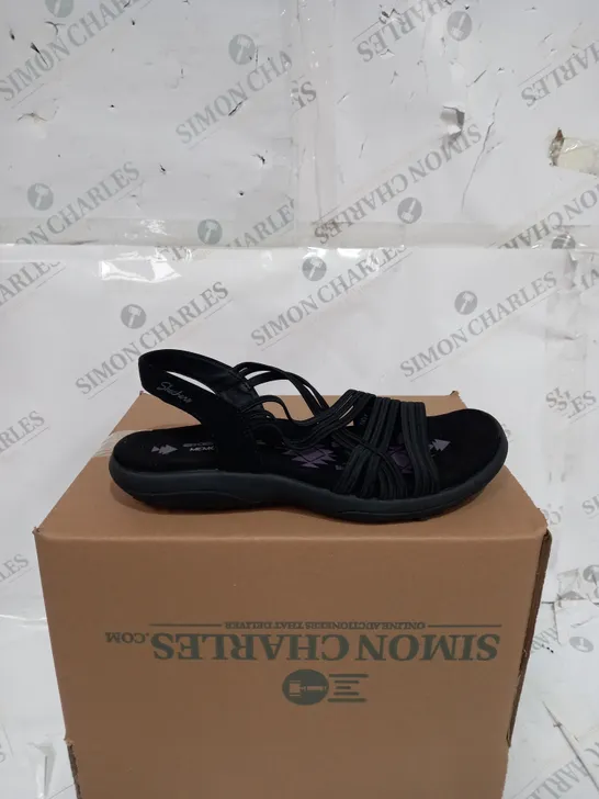 SKECHERS VEGAN BLACK OPEN TOE SANDALS SIZE UNSPECIFIED