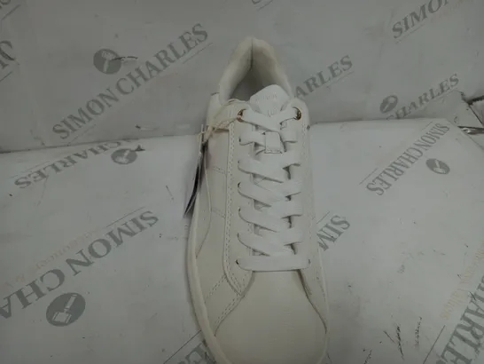 STRADIVARIUS WHITE LOW TRAINERS - UK 8