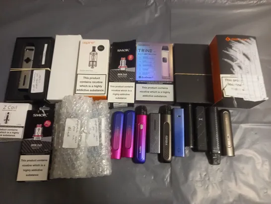 LOT OF APPROXIMATELY 20 ASSORTED VAPING ITEMS AND ACCESSORIES TO INCLUDE GEEK VAPE, INNOKIN AND SMOK