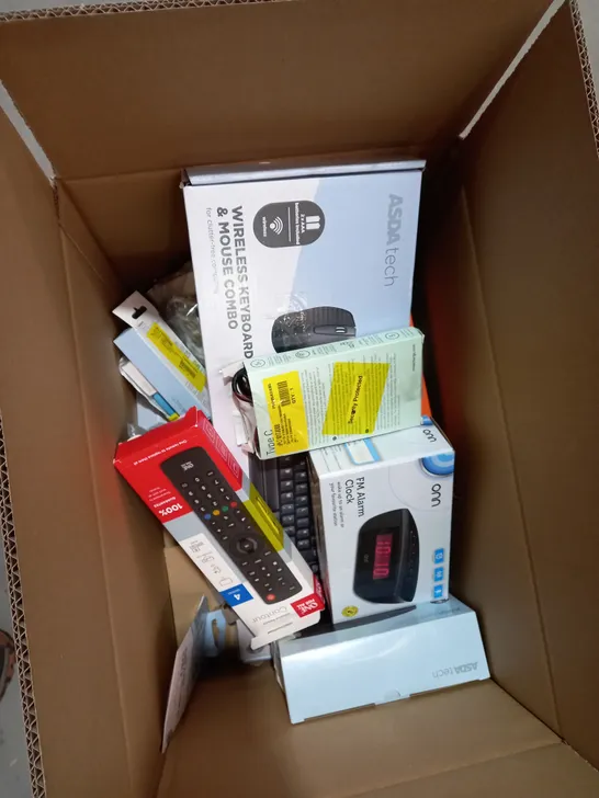 LOT  OF APPROX 20 ASSORTED ITEMS TO INCLUDE ALARM CLOCK, WIRELESS KEYBOARD, TV REMOTE ETC