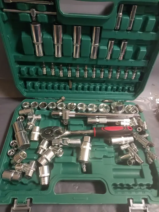 180PC SOCKET SET 