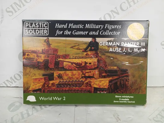 PLASTIC SOLDIER HARD PLASTIC MILITARY MODEL KIT - WORLD WAR II GERMAN PANZER III