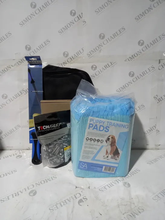 APPROXIMATELY 5 ASSORTED HOUSEHOLD ITEMS TO INCLUDE PUPPY TRAINING PADS, KNIFE FOR CUTTING MINERAL WOOL, ROOF AND CLADDING SCREWS