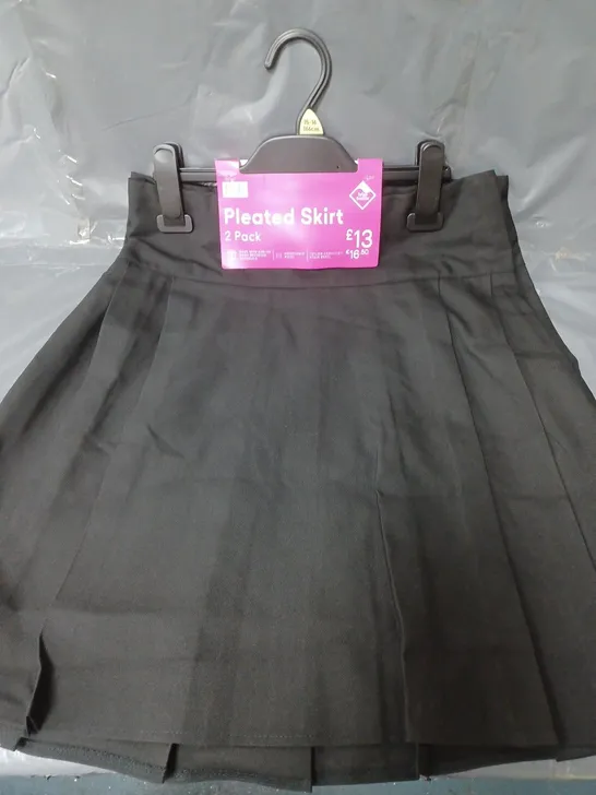 APPROXIMATELY 100 GIRLS PLEATED SCHOOL SKIRTS BLACK ASSORTED SIZES