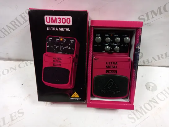 BEHRINGER UM300 ULTRA METAL