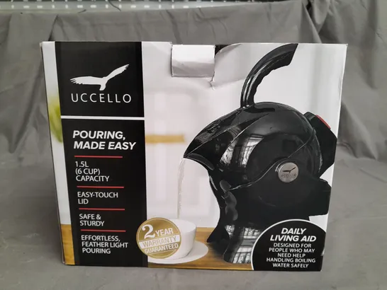 BOXED AS NEW UCCELLO 1.5L EASY POUR KETTLE - BLACK