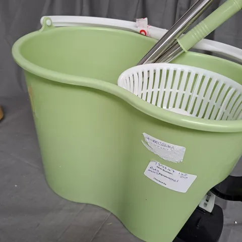 OUTLET SPIN MOP BUCKET SYSTEM 