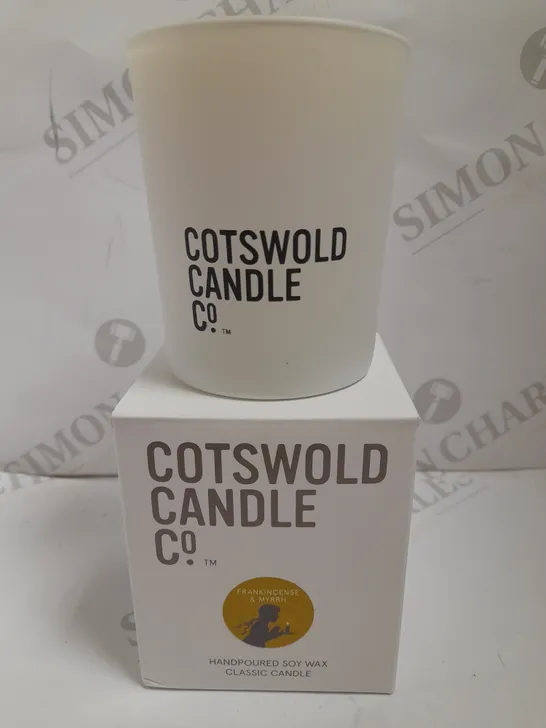 COTSWOLD CANDLE CO. FRANKINCENSE & MYRRH SCENTED CANDLE